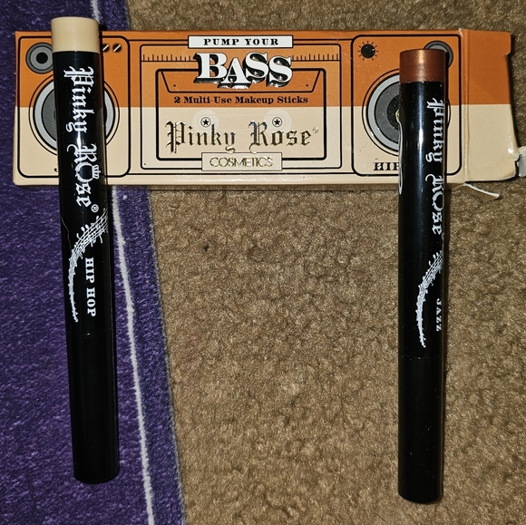 Pinky Rose Pump your bass - Picture 2 of 2